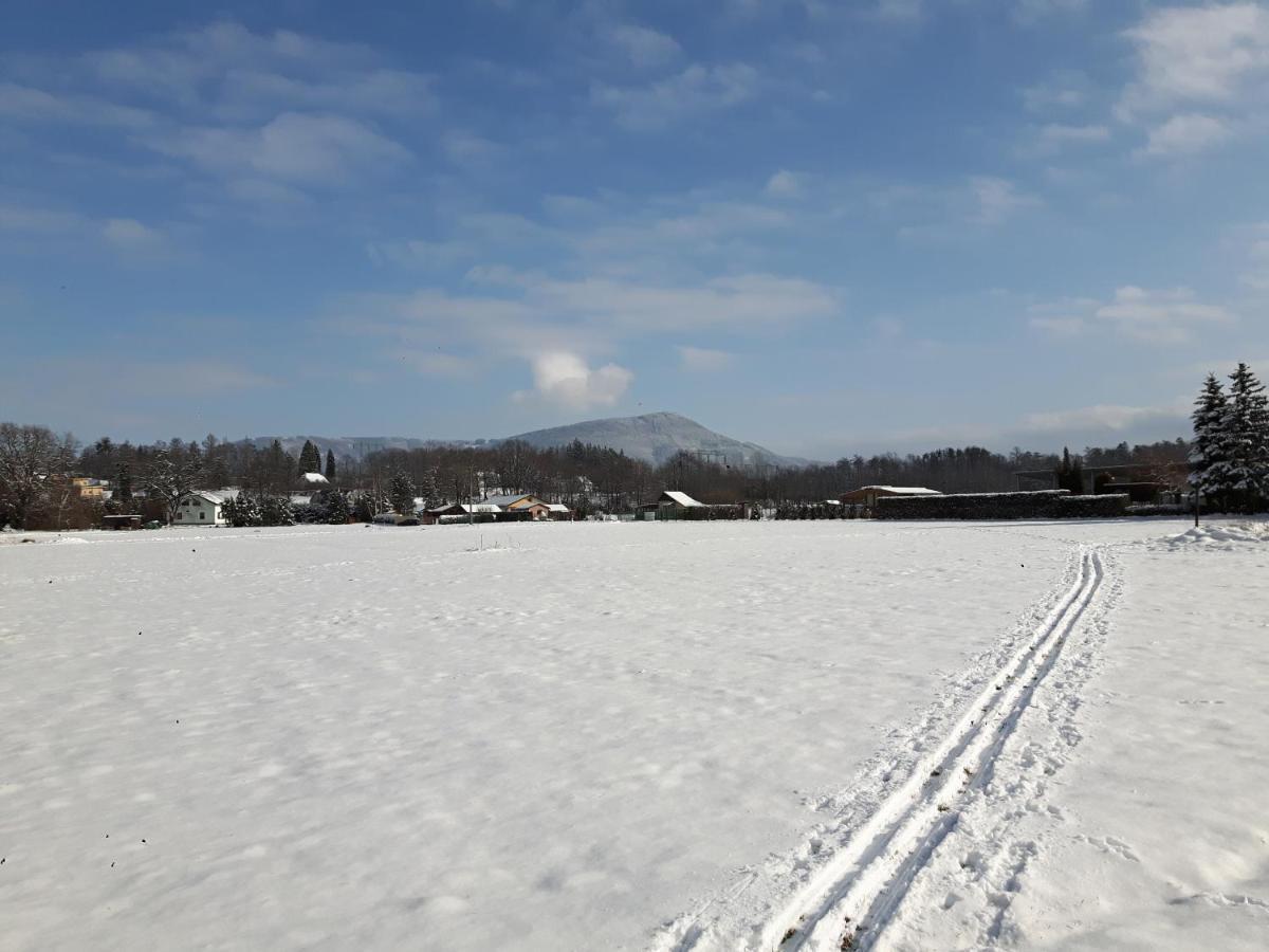 V Prirode Na Okraji Frenstatu Pod Radhostem Lägenhet Frenštát pod Radhoštěm Exteriör bild