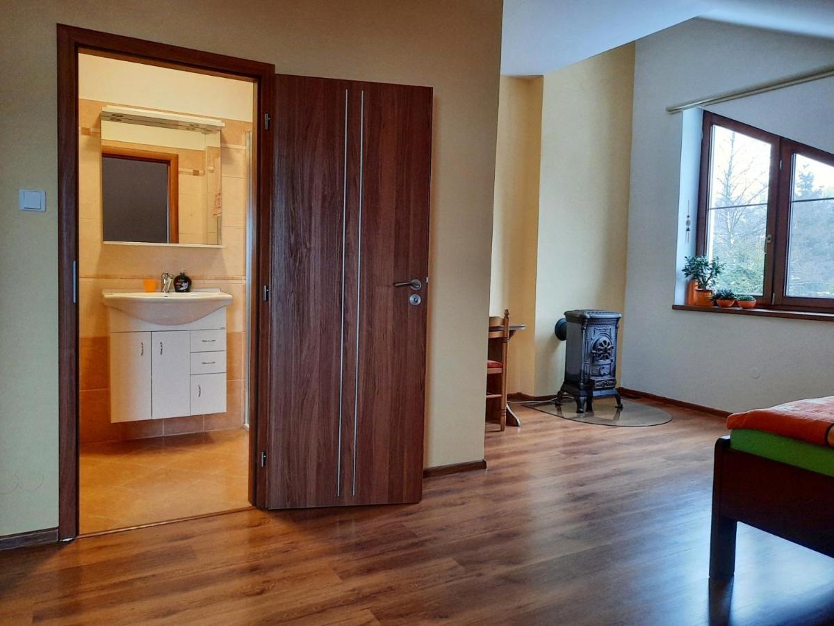 V Prirode Na Okraji Frenstatu Pod Radhostem Lägenhet Frenštát pod Radhoštěm Exteriör bild
