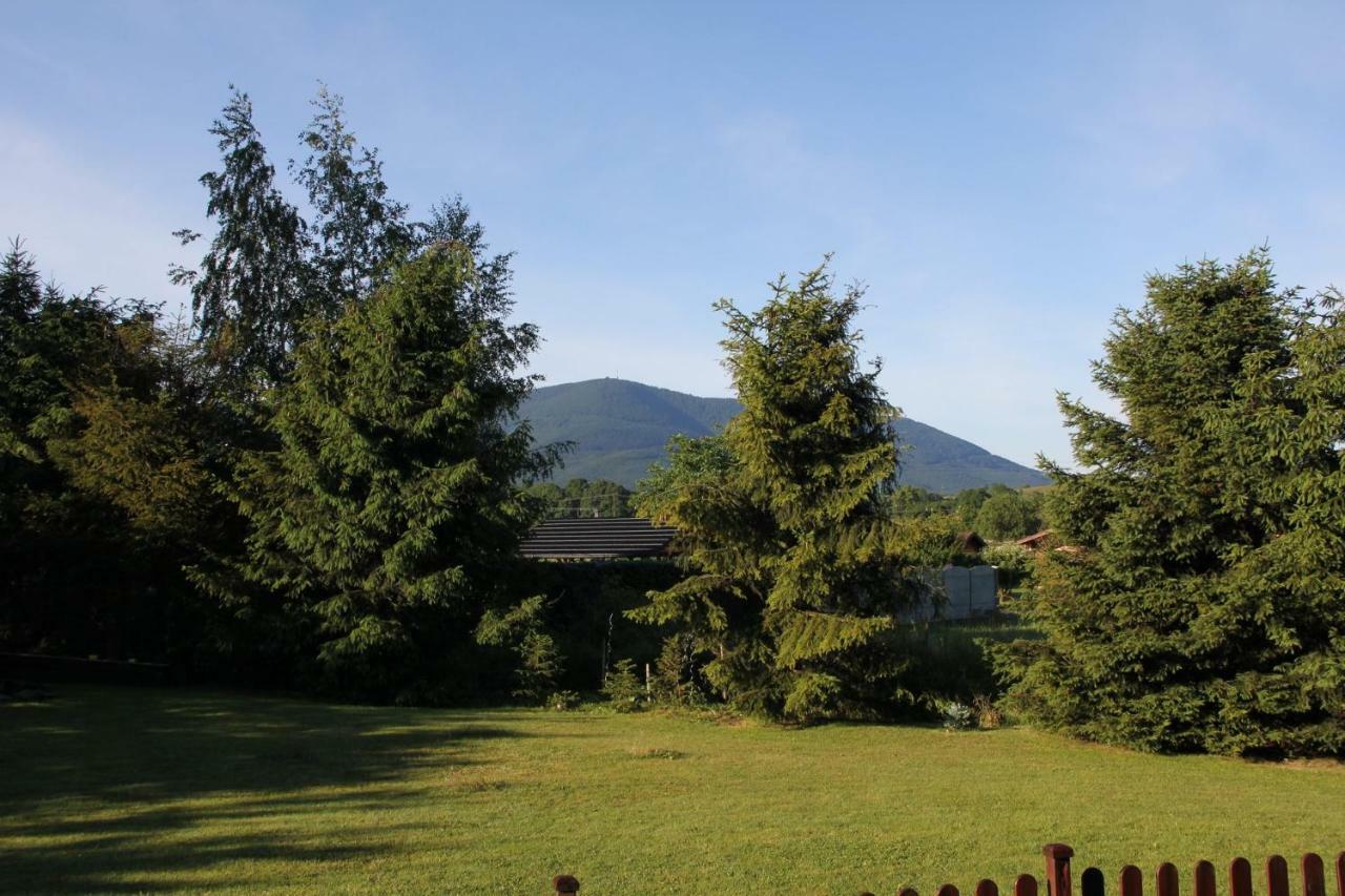 V Prirode Na Okraji Frenstatu Pod Radhostem Lägenhet Frenštát pod Radhoštěm Exteriör bild